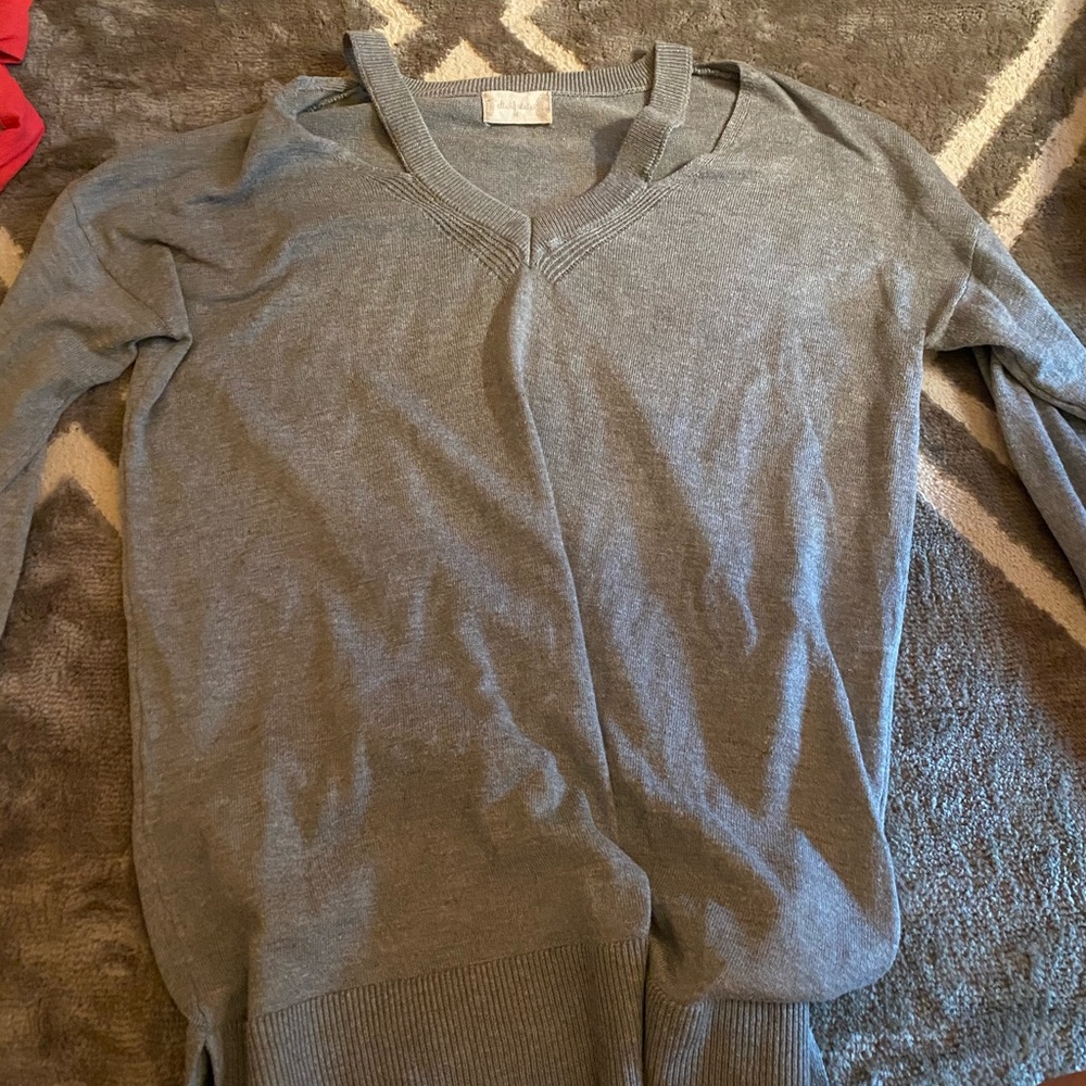 grey sweater
